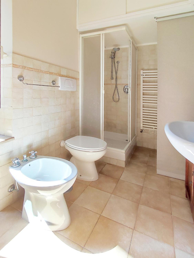 Bathroom 2, Appartamento Romeo, nel cuore di Roma, Roma