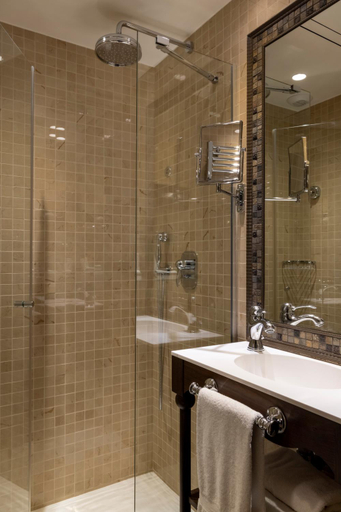 Bathroom 5, Hotel Vinci Due and Spa, Paris