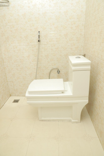 Bathroom 3, THE HOTEL PARK, Kanniyakumari