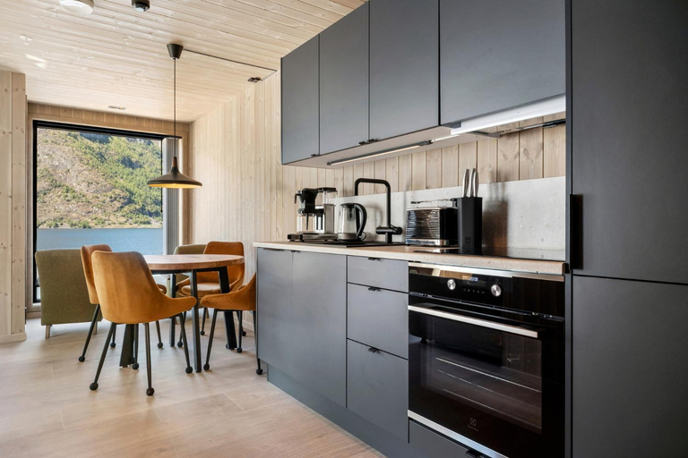 Others 5, Wangen Apartments, Aurland