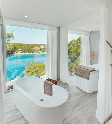 Bathroom 3, Gava Waterman Milna Resort – All Inclusive, Milna