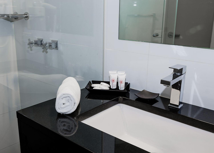 Bathroom 15