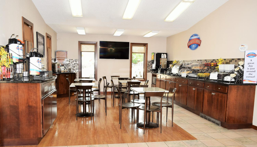 Public Area 2, Baymont by Wyndham Pierre, Hughes