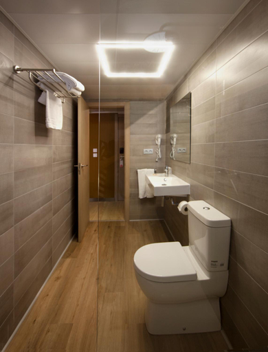 Bathroom 4, Hotel Cuco, Alicante