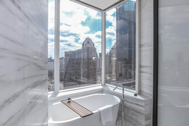 Bathroom 26