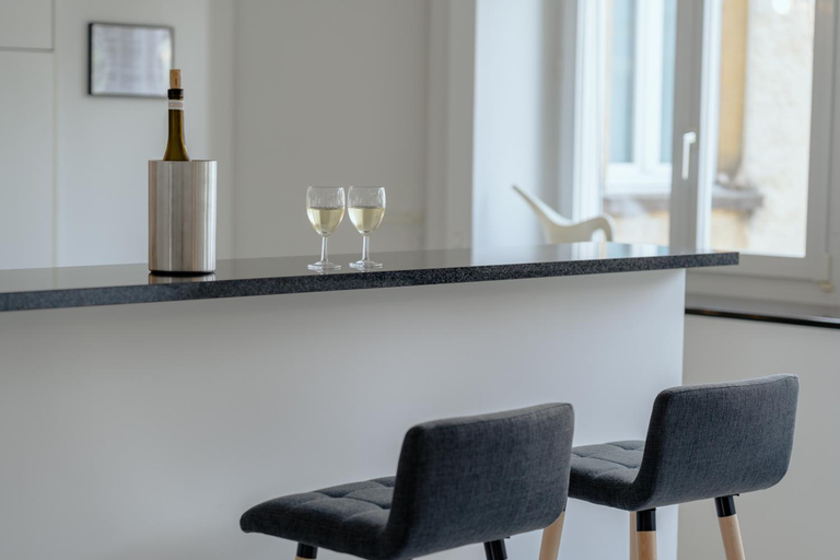 Others 5, Apartment in the city center with free parking, Biel
