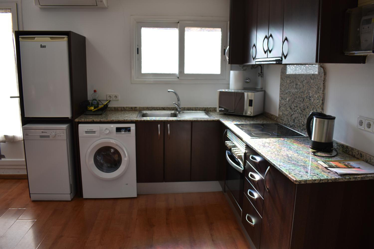 Kitchen 3, Apartamentos Barcelona - Iberia, Barcelona