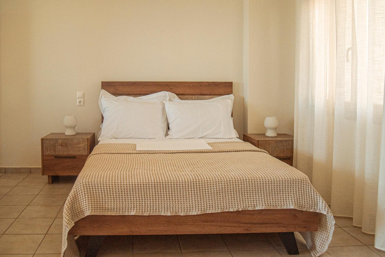 2, Apartment by the sea, Crete