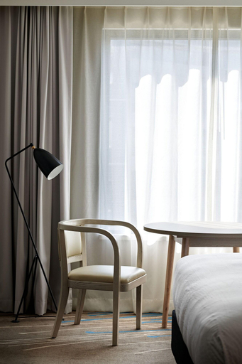 Bedroom 16