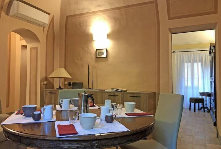 Food & Drinks 4, Albergodiffusovolterra, Pisa