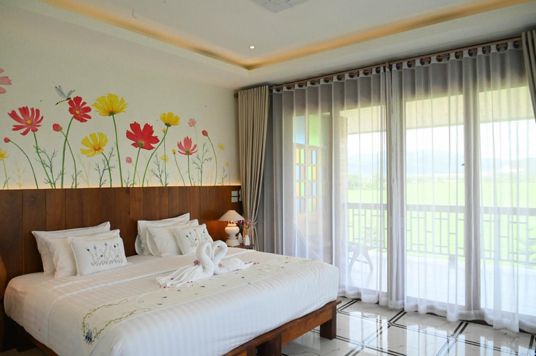 Bedroom 2, แลภู ดูนา LaePhu DooNa Resort and Restaurant, Mae Taeng