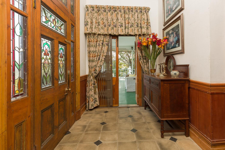 Public Area 4, Royston Hall Historical Guesthouse, Ugu