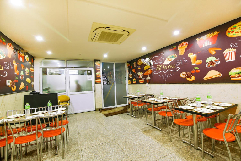 Food & Drinks, The Nirvana Delhi Airport, West
