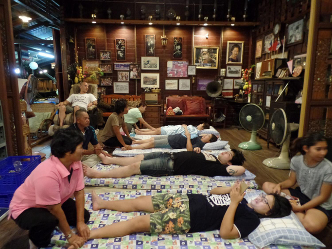 Others 4, Ban Mae Arom, Amphawa