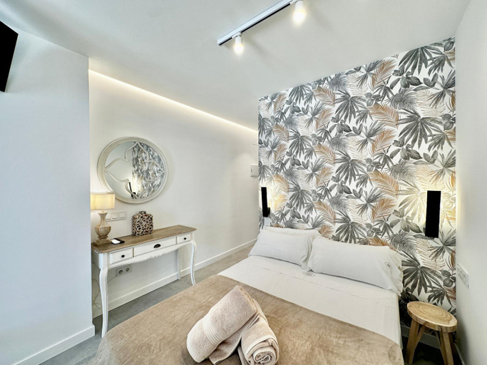 Others 4, Loft 18 Beachfront Marbella Center, Málaga