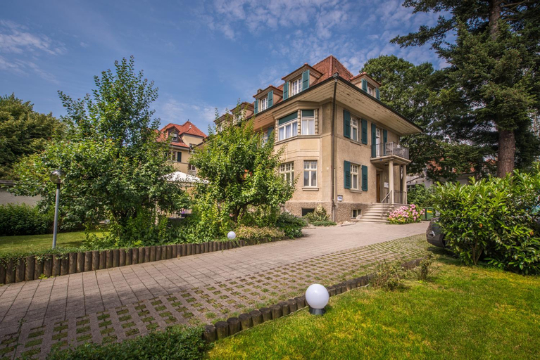 Max Aviation Villa & Apartments, Bern