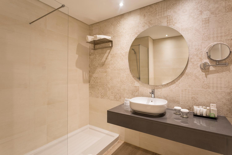 Bathroom 5, AP Oriental Beach - Adults Friendly, Portimão