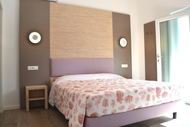 Others 2, APFEL AR holiday-home, Verona