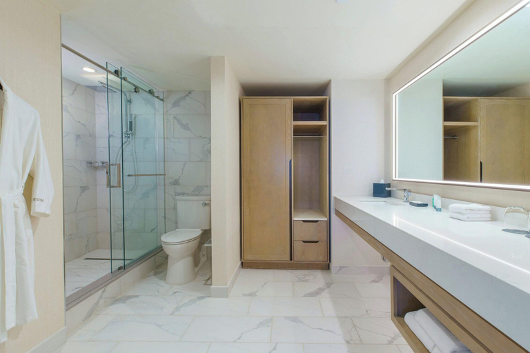 Bathroom 15