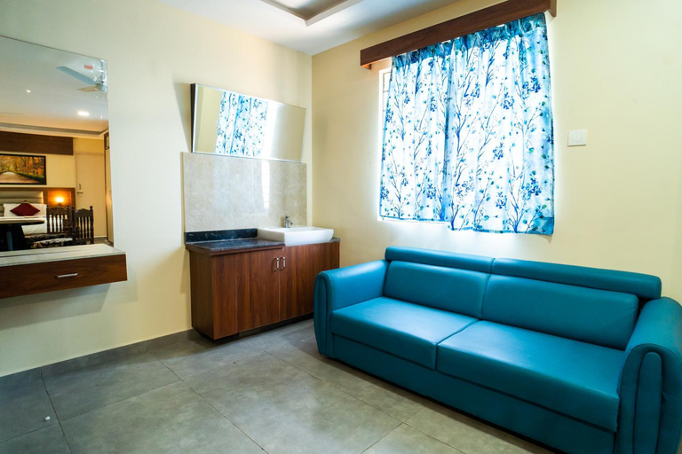Others 5, Safa Residency, Tiruchirappalli