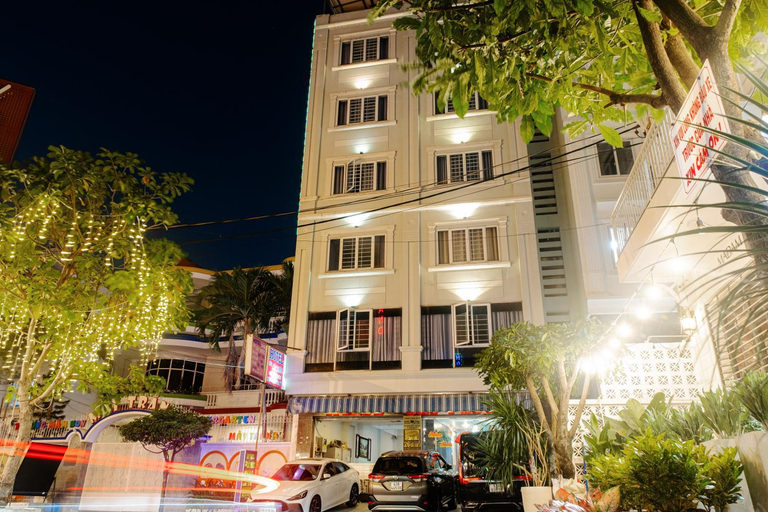 Exterior & Views 2, Cat Phuc Hotel, Tân Bình