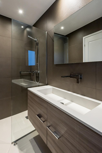 Bathroom 3, Executive 2 bdr Suite in Plaka - Acropolis view, Attica