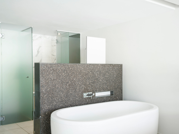 Bathroom 21
