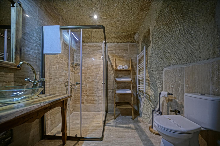 Bathroom 2, Vigneron Cave Hotel, Ürgüp