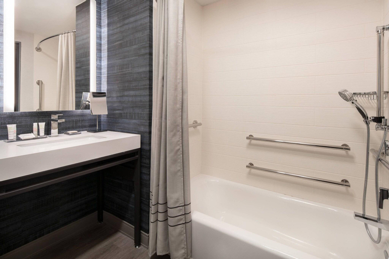 Bathroom 7