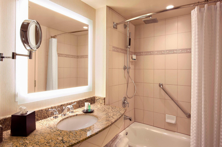 Bathroom 11