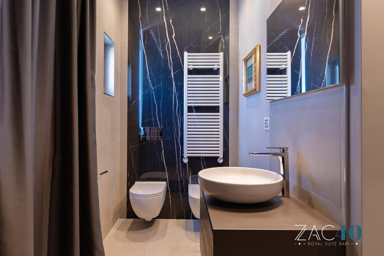 Bathroom, ZAC 40, Bari