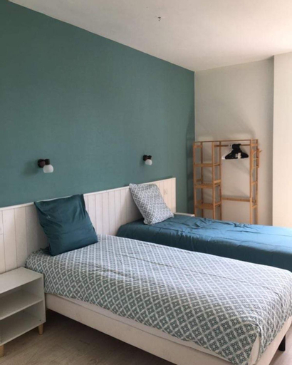 Bedroom 2, Autour Des Vignes, Cher