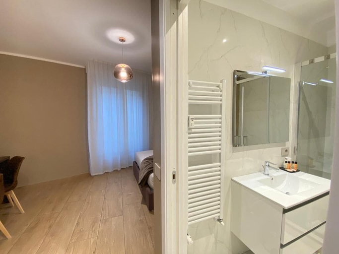Bathroom 5, Teseo Rooms & Relax, Genova