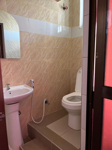 Bathroom 2, Kilimanjaro Smiley Inn , Moshi Urban
