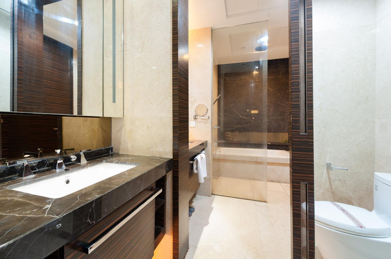 Bedroom 5, Yicheng Pazhou Poly World Trade Centre Apartment, Guangzhou