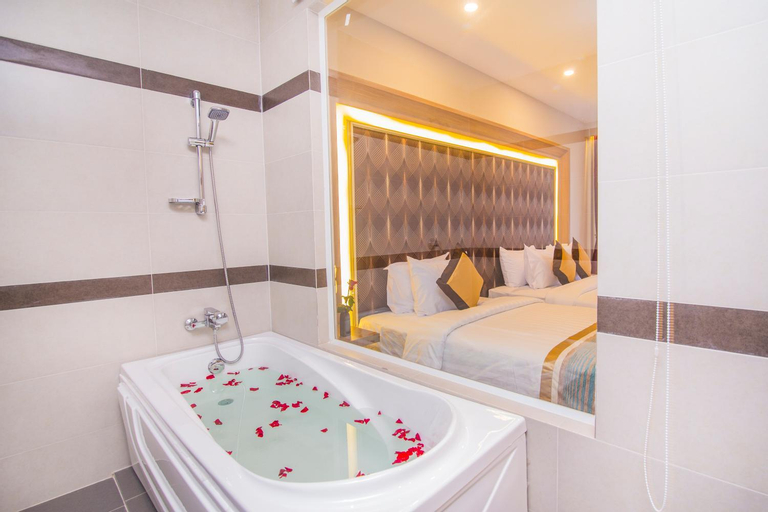 Bathroom 8