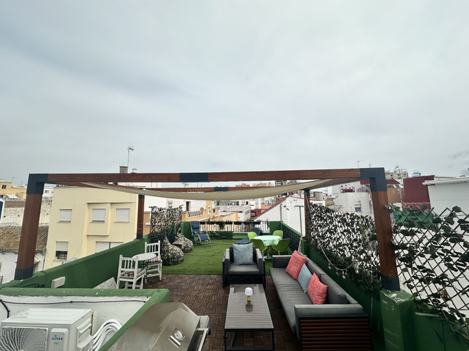 Others 4, Habitaciones la jungla 22, Cádiz