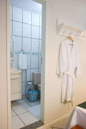 Bathroom 3, Recanto do Sol, Angra dos Reis