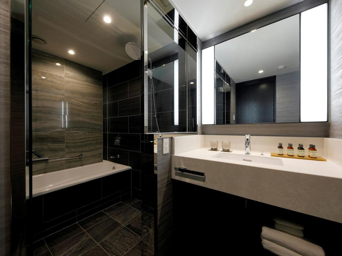 Bathroom 26