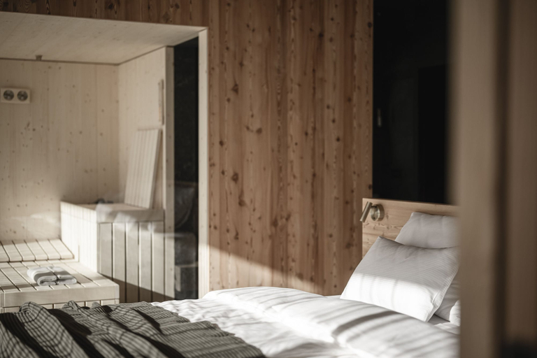 Bedroom 3, OLM Nature Escape - Eco Aparthotel, Bolzano
