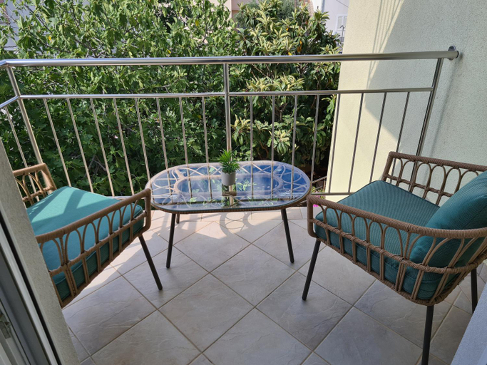 Others 4, Villa Neda, Vodice