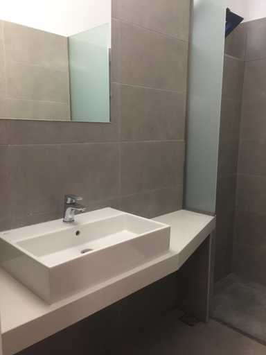 Bathroom 4, Blue Roses, South Aegean