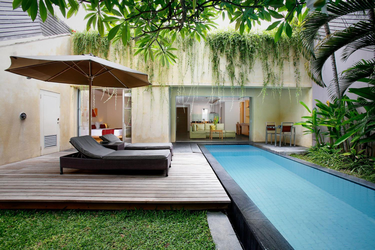 Swimming Pool 6