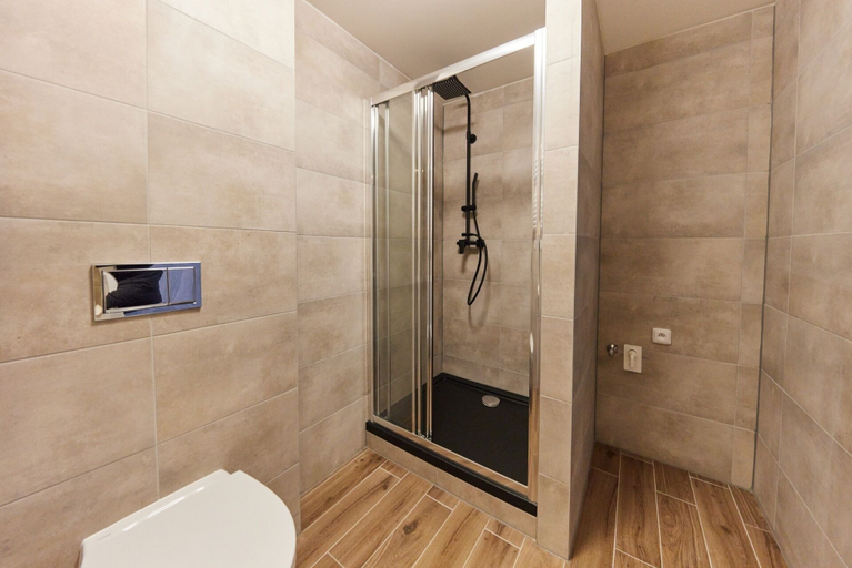 Bathroom 3, Block 96, Zlín