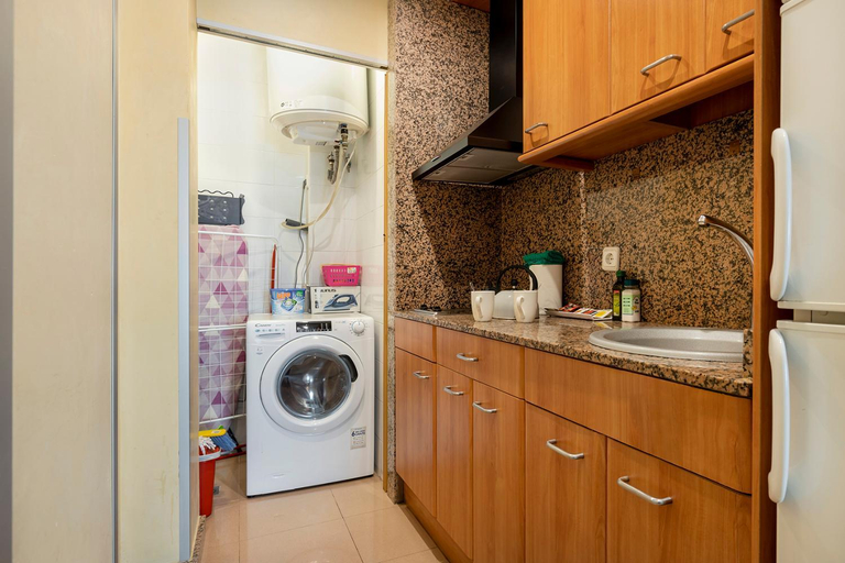 Others 5, Apartments Sata Park Guell Area, Barcelona