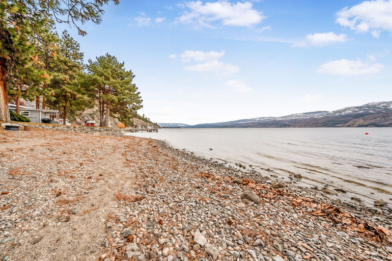 Others 5, Cozy Cottage by the Lakeshore 4, Central Okanagan