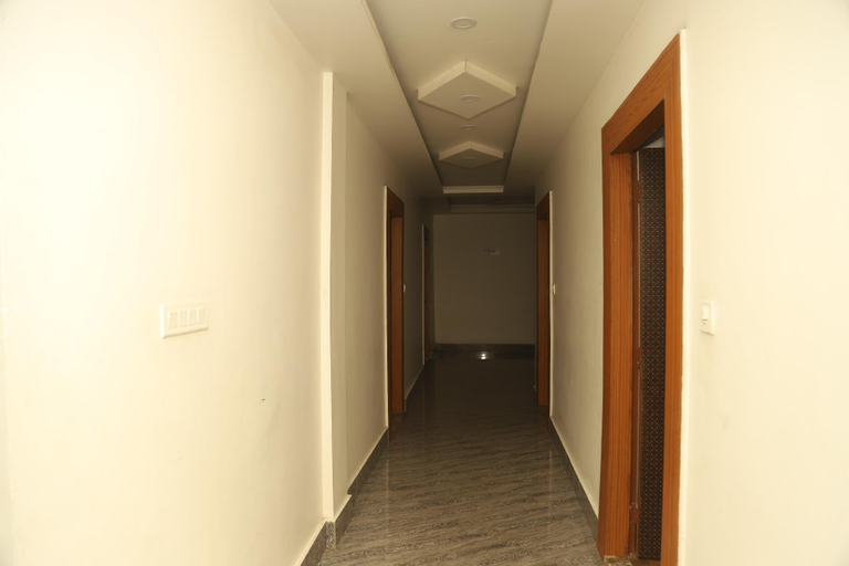 Public Area 2, Hotel Easton Blue, Mechi