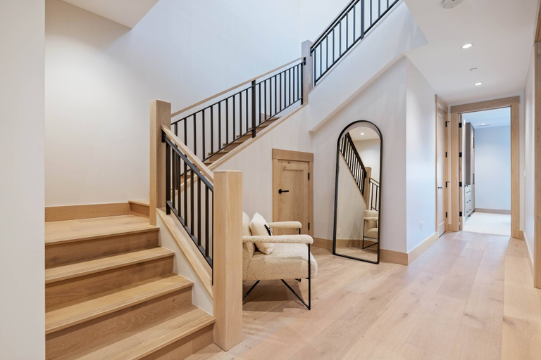 Others 4, One Riverfront Village by EWH, Eagle