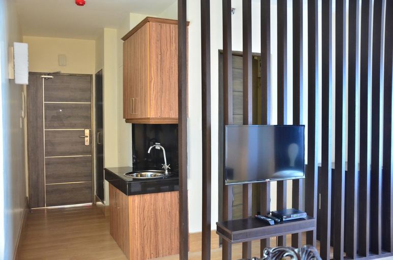 Dining Room 14