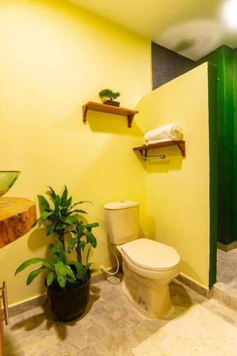 Bathroom 3, Waikiki Beach Hostel, Riohacha
